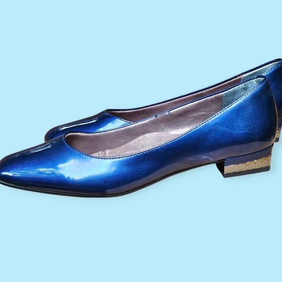 J Renee Elegant Navy Blue Women's Loafers - Picture 3 of 7